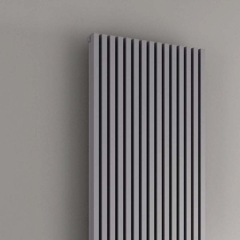 Reina Albano silver aluminium vertical radiator close-up of the tall column design